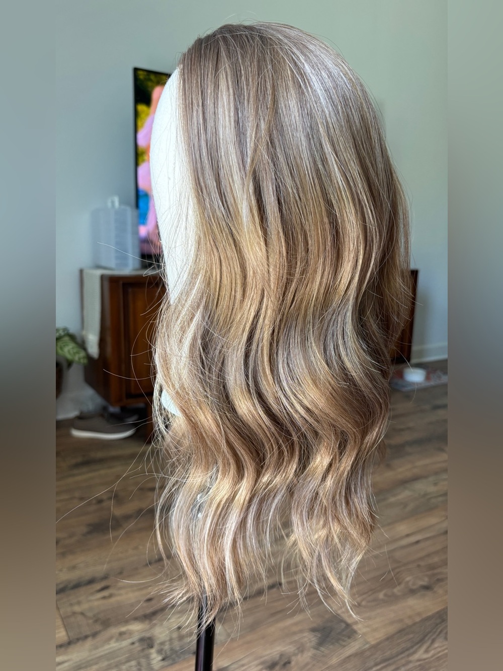 Light Ash Brown Women’s Lace Front Wig - Picture 3 of 7